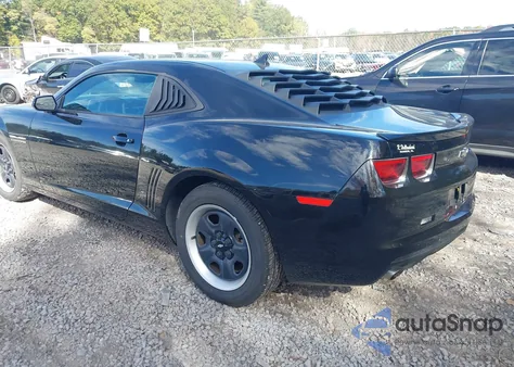 2013 Chevrolet Camaro 1Ls from USA, damaged, VIN 2G1FE1E30D9213829